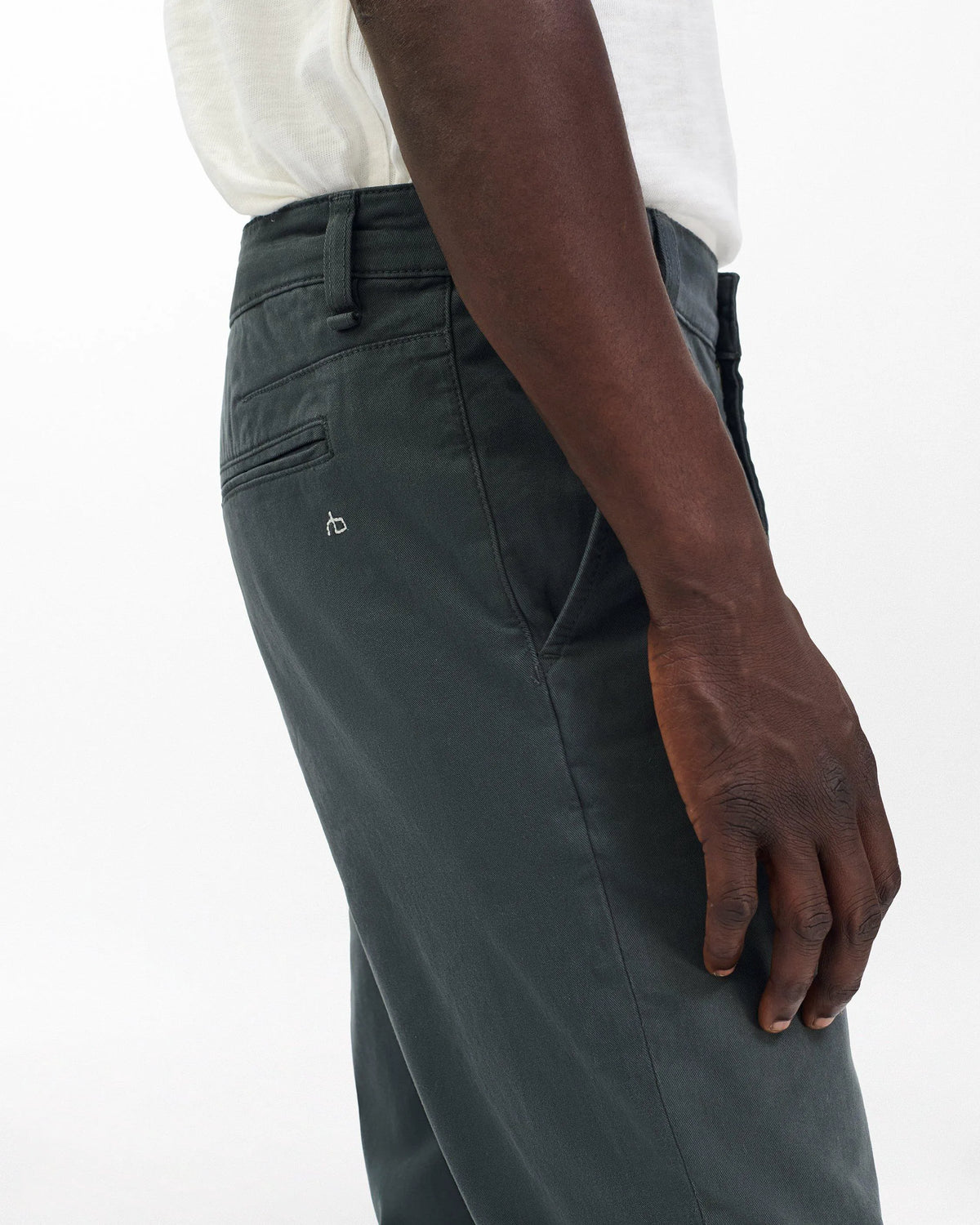 Pin Grey